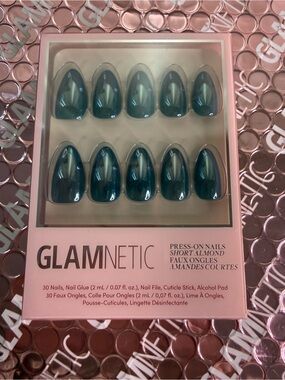 GLAMNETIC Short Almond Press-On Nails — Teal Blue Set